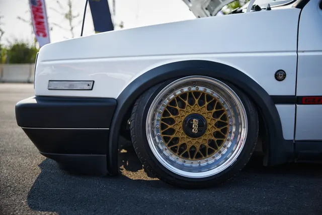 排位赛 & 车手签名会 & Car Show (周六)
