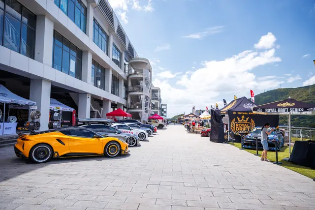 Round 3 RoyalDS 2026 - Saturday - Qualifying & Royal Car Show & Autograph Session