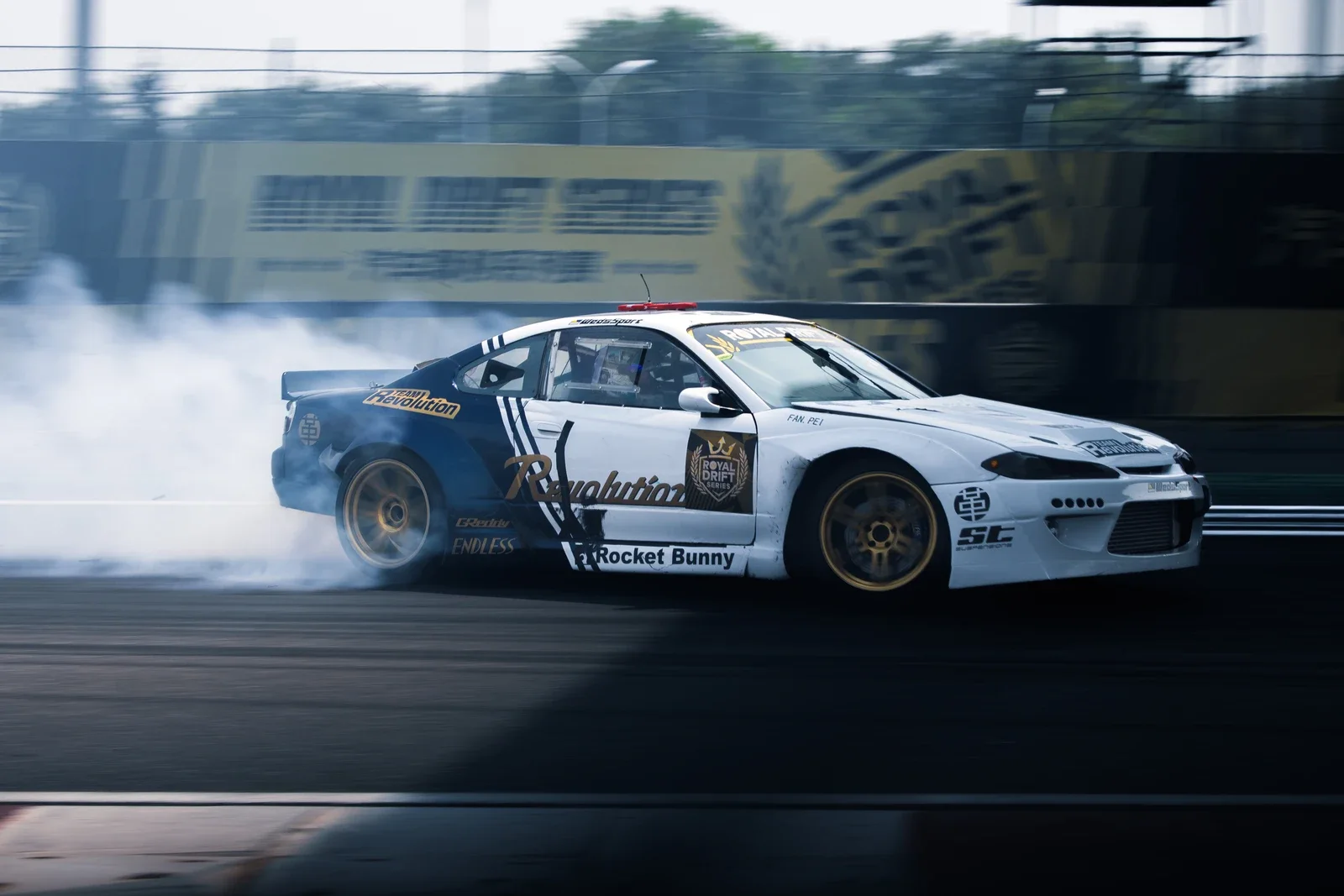 NISSAN SILVIA S15 - 9