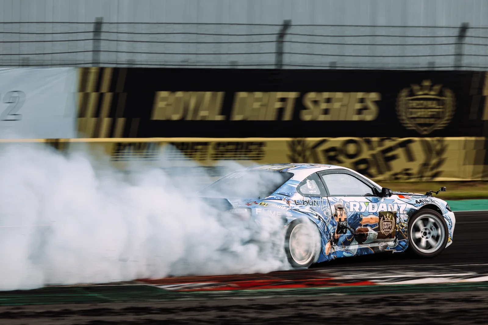 NISSAN SILVIA S15 - 3