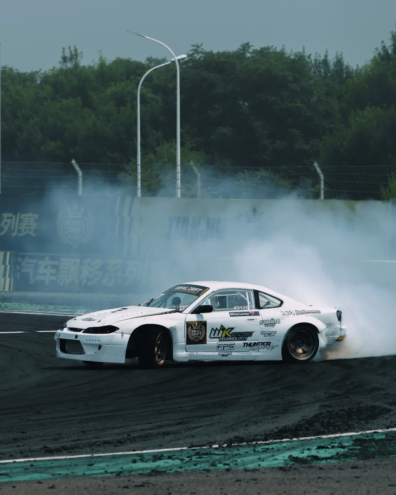 NISSAN SILVIA S15 - 1
