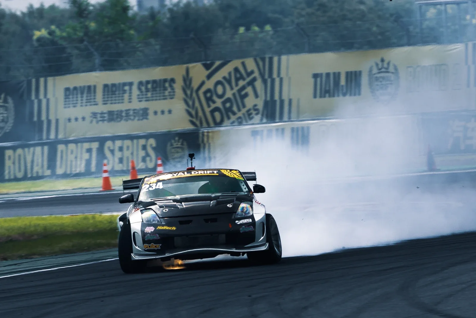 NISSAN 350Z Z33 - 2