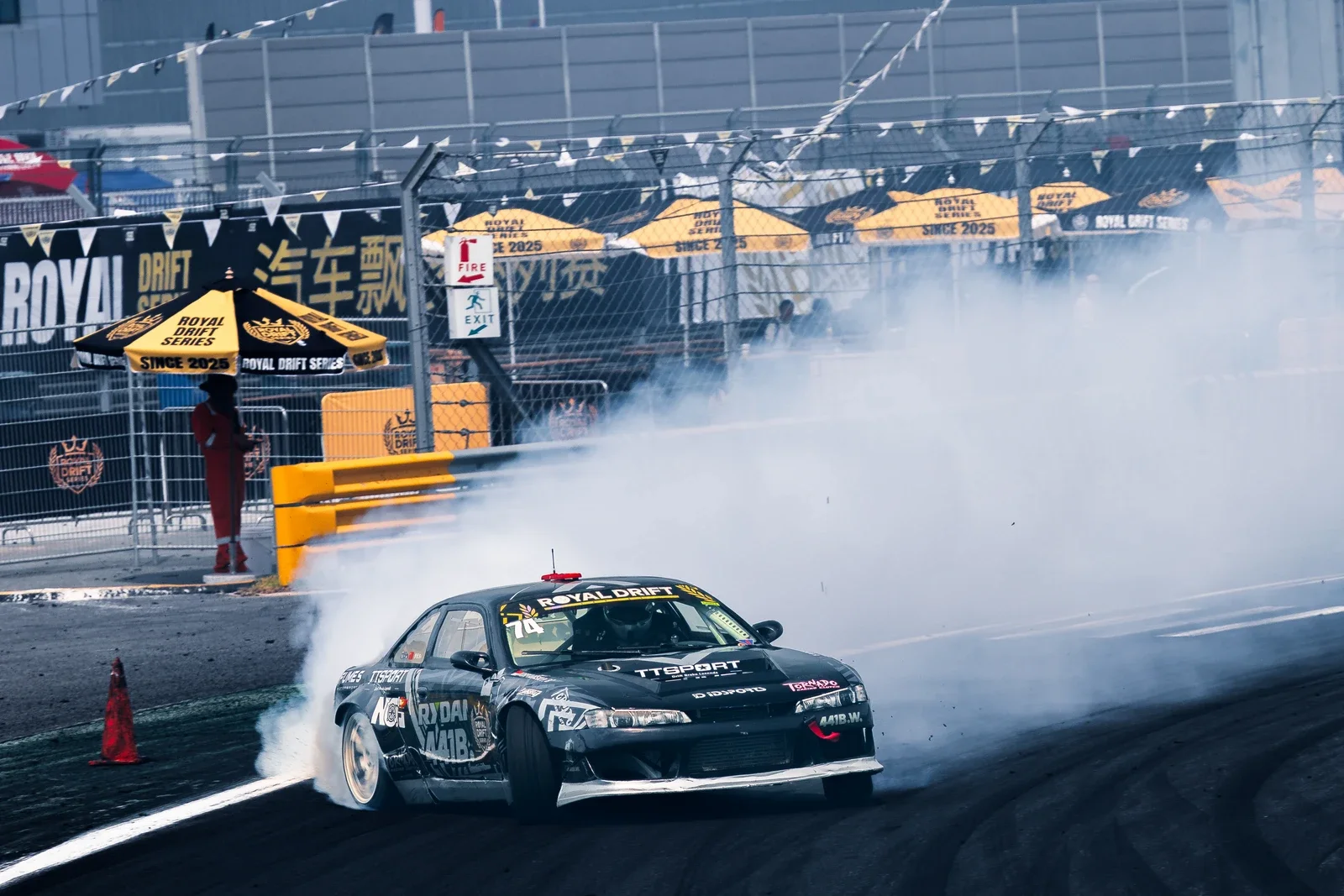 NISSAN SILVIA S14 - 7