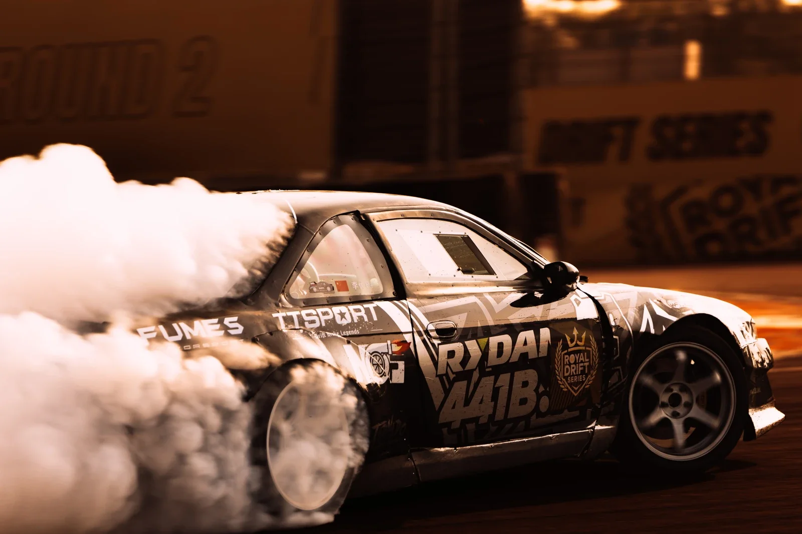 NISSAN SILVIA S14 - 4