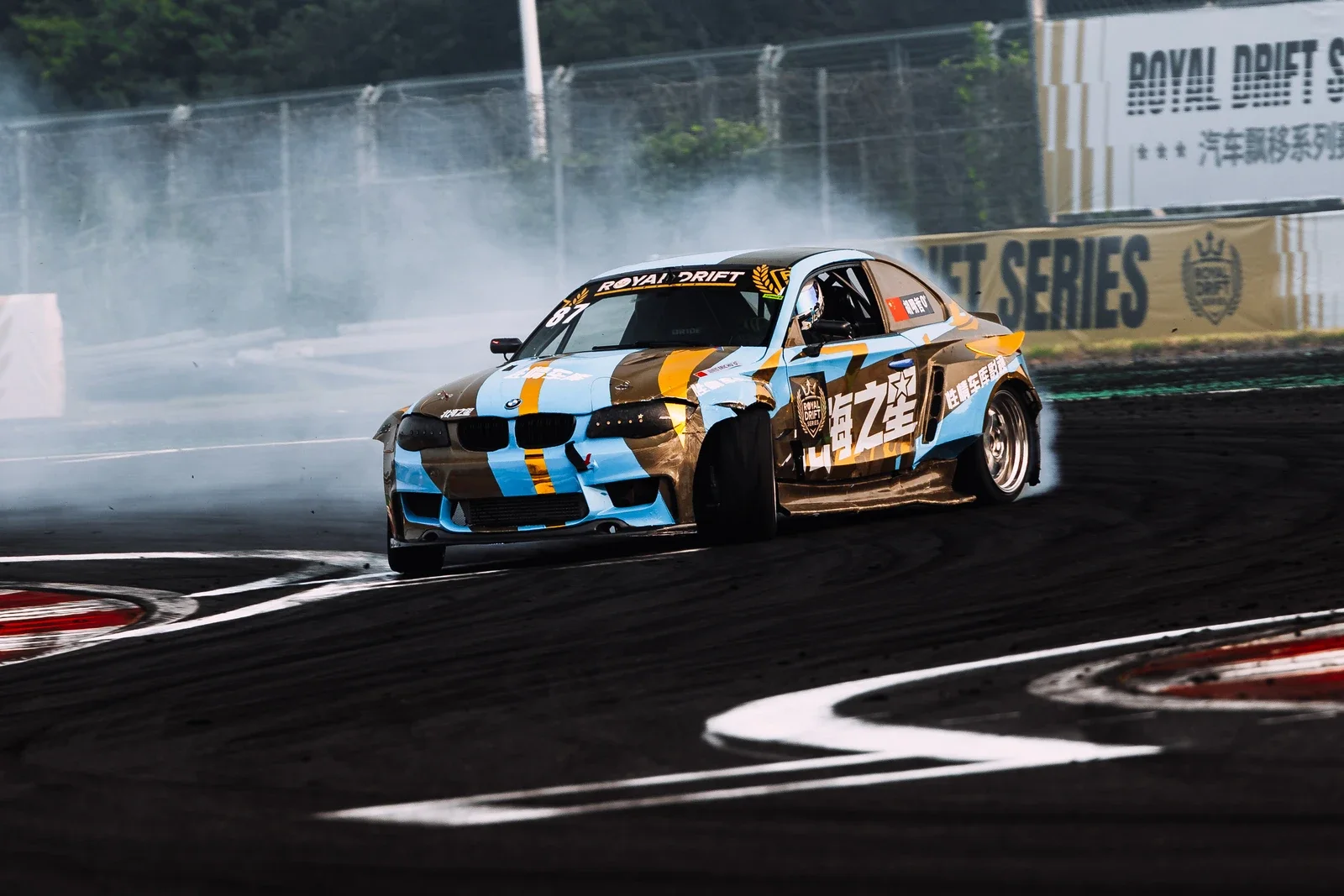 BMW M1 E82 - 4