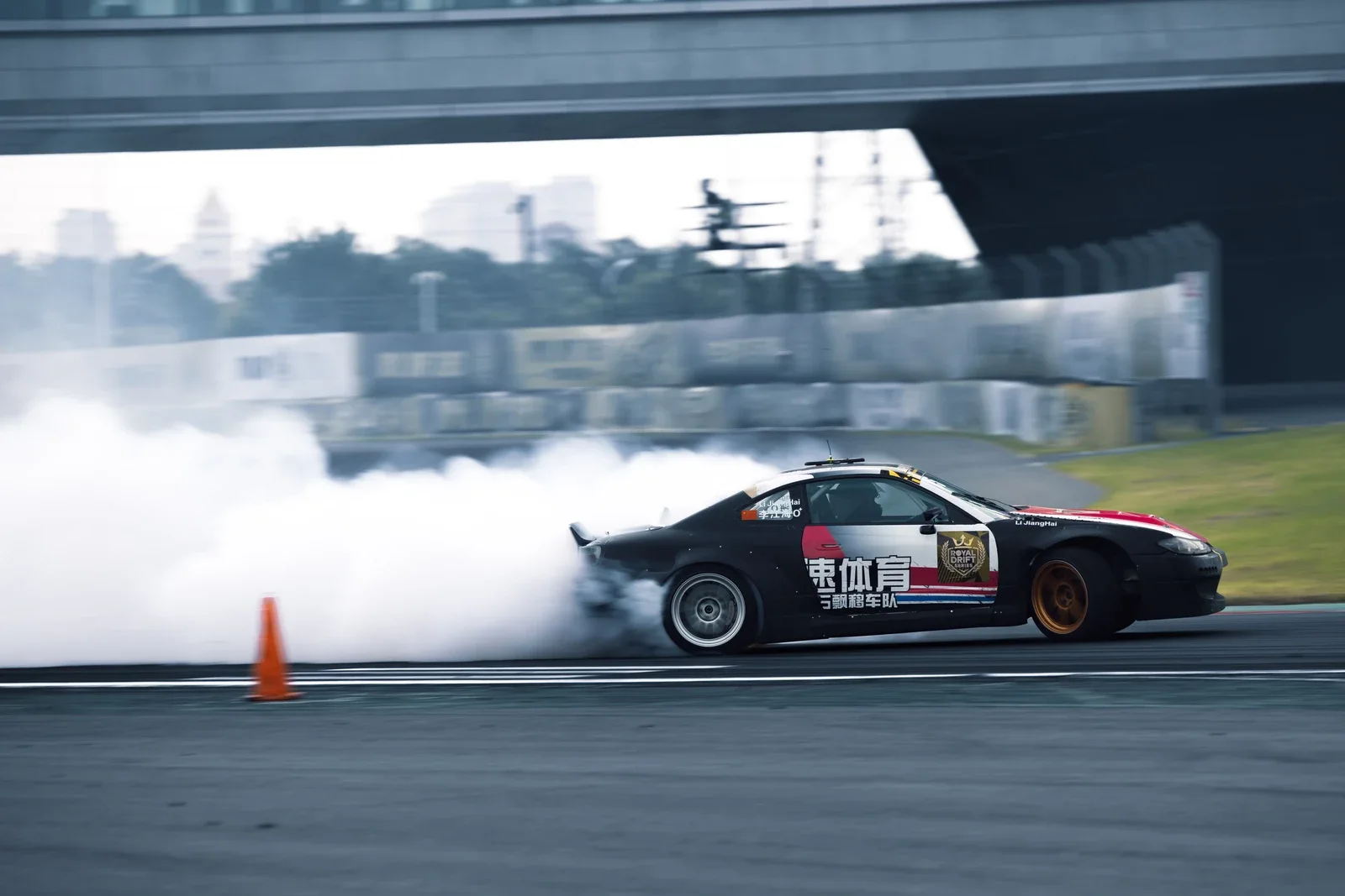 NISSAN SILVIA S15 - 3